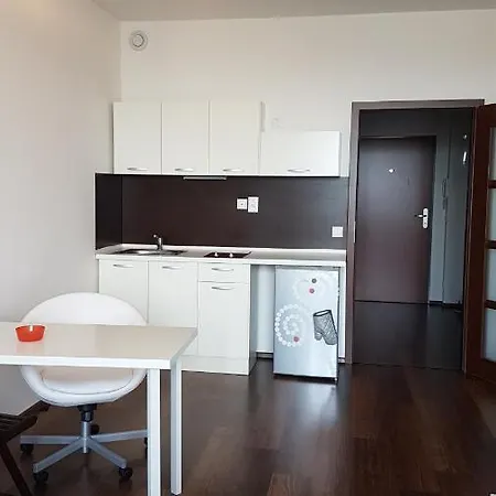 Cozy In Great Location Just 5 Stops From City Centre Apartmán Praha
